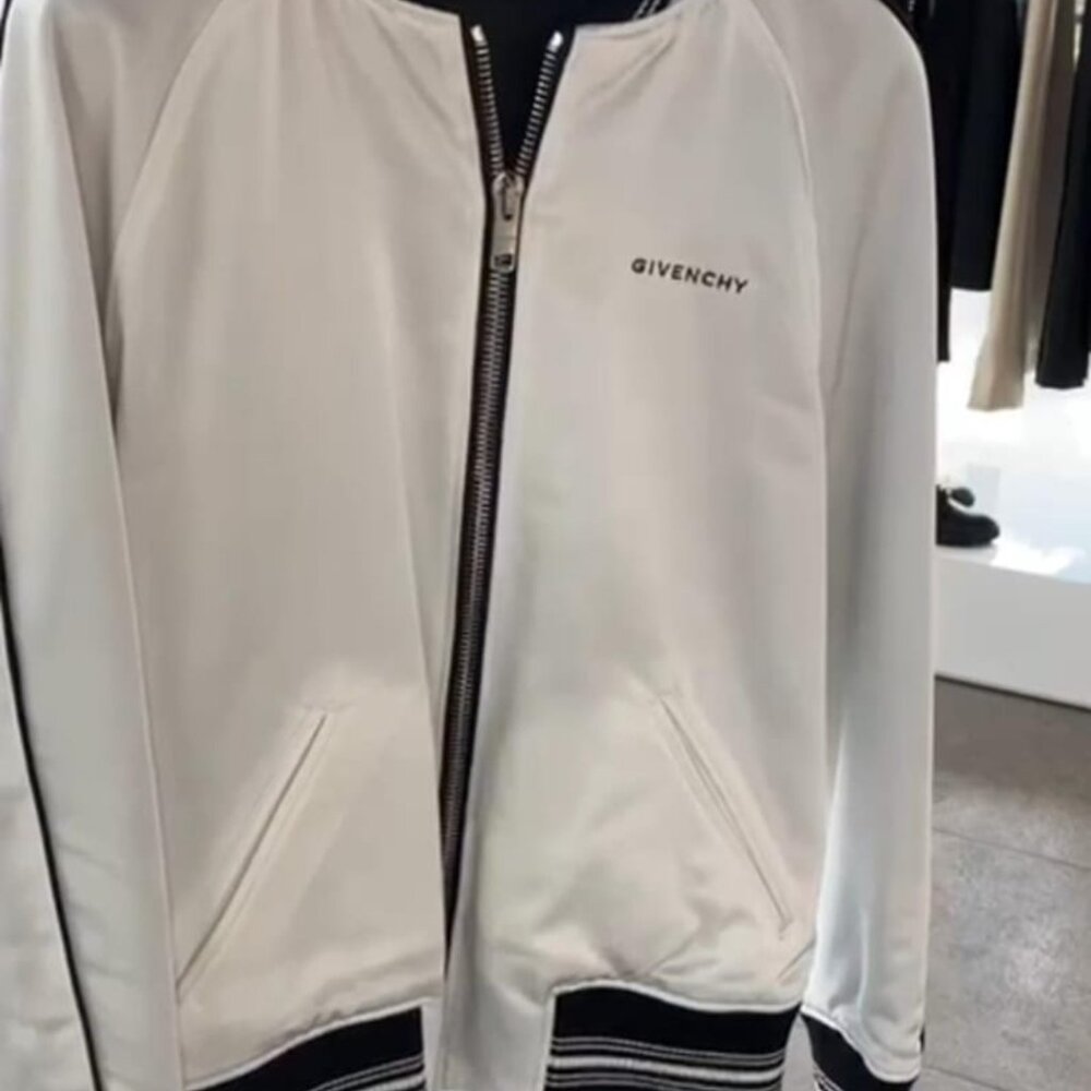 Givenchy women's jacket in Large size